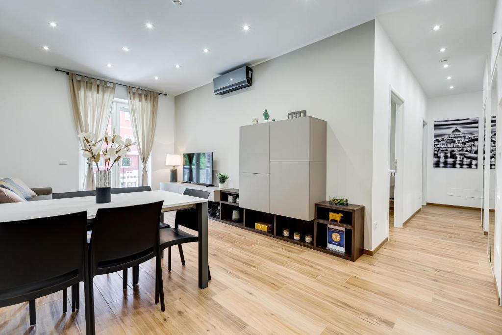 San Pietro Vatican Apartments - Deluxe Apartment - Via Graziano 6