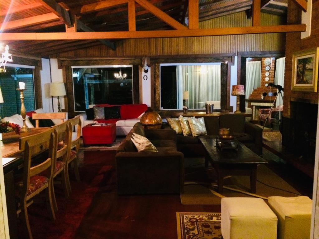  Cabana da Valentina com espaço gourmet na Villa Inglesa
