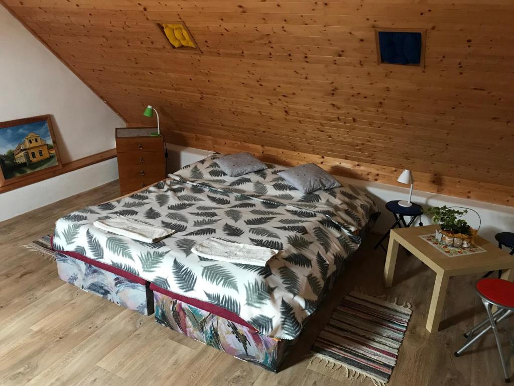 Postel nebo postele na pokoji v ubytování Ubytování Hrusice