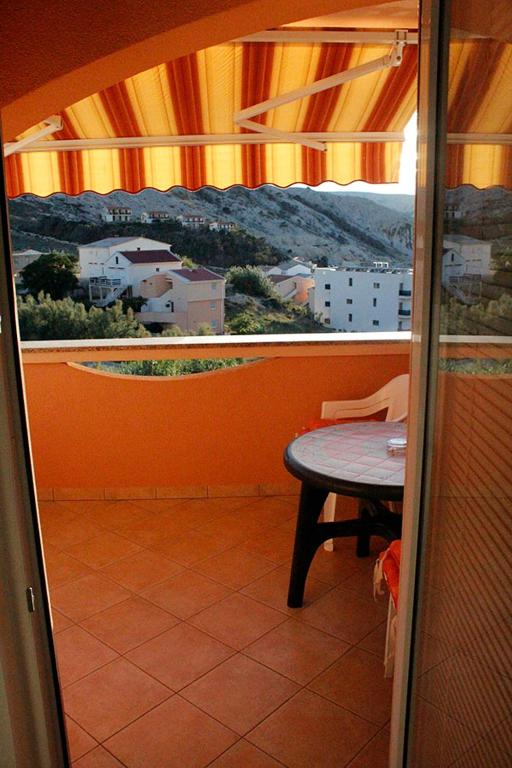 Balkón nebo terasa v ubytování Apartmani Željko