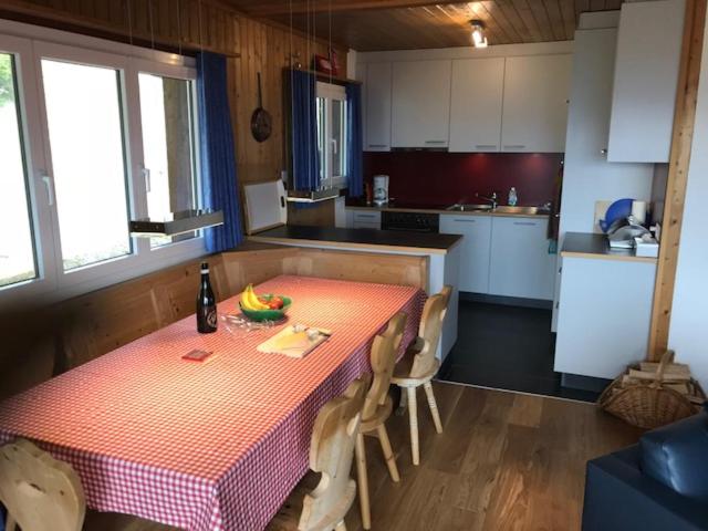 Kuchyň nebo kuchyňský kout v ubytování Chalet Casa Cresta - Top of Lenzerheide - bis 8 Personen