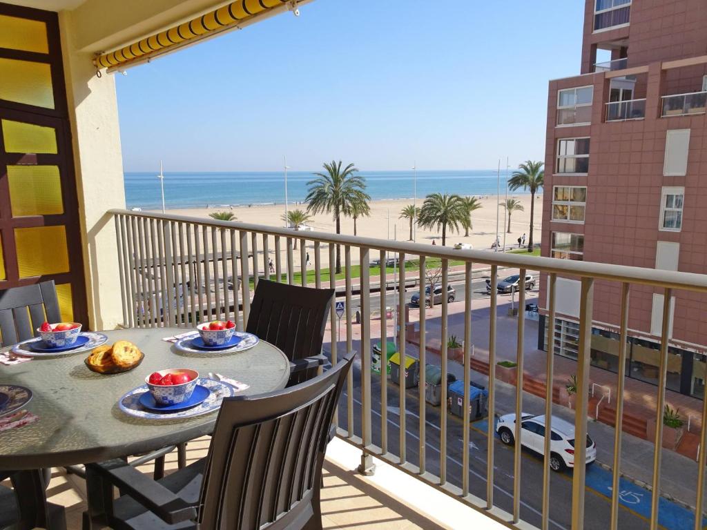NEPTUNO GANDIA Primera Línea - Alquiler Familias, Playa de ...