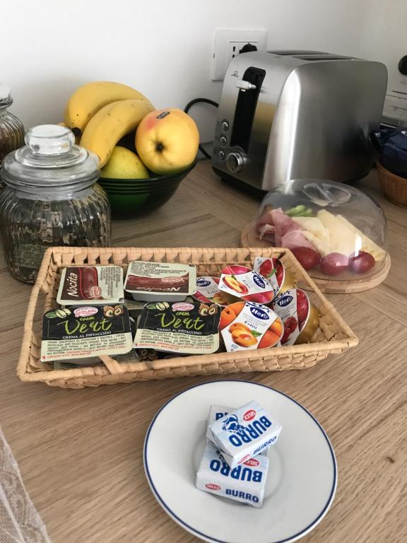 Jedlo v ubytovaní bed & breakfast alebo blízkom okolí
