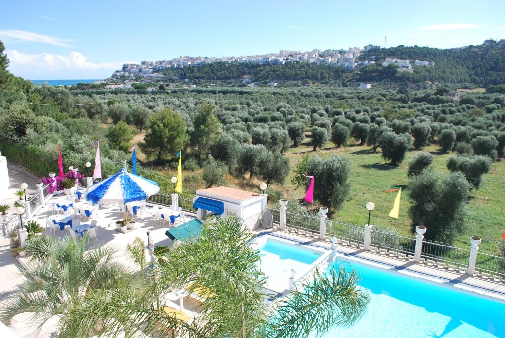 Basen w obiekcie Hotel Orchidea lub w pobliżu