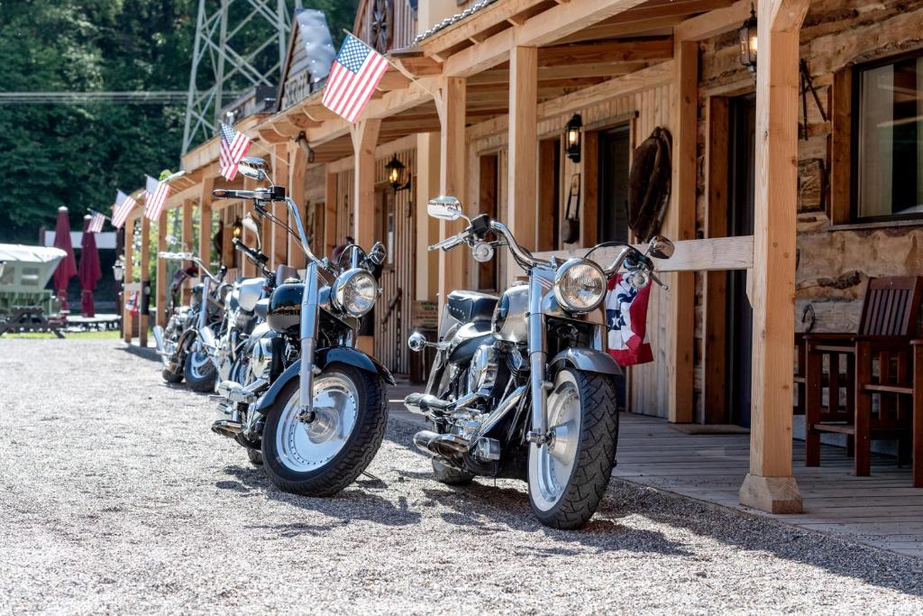 Schone Zundstoff Edersee Restaurant Bikertreff Western Motel Fotos