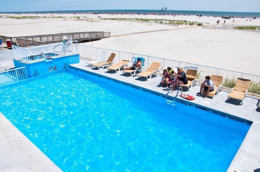 Bazén v ubytování Granada Ocean Resort nebo v jeho okolí