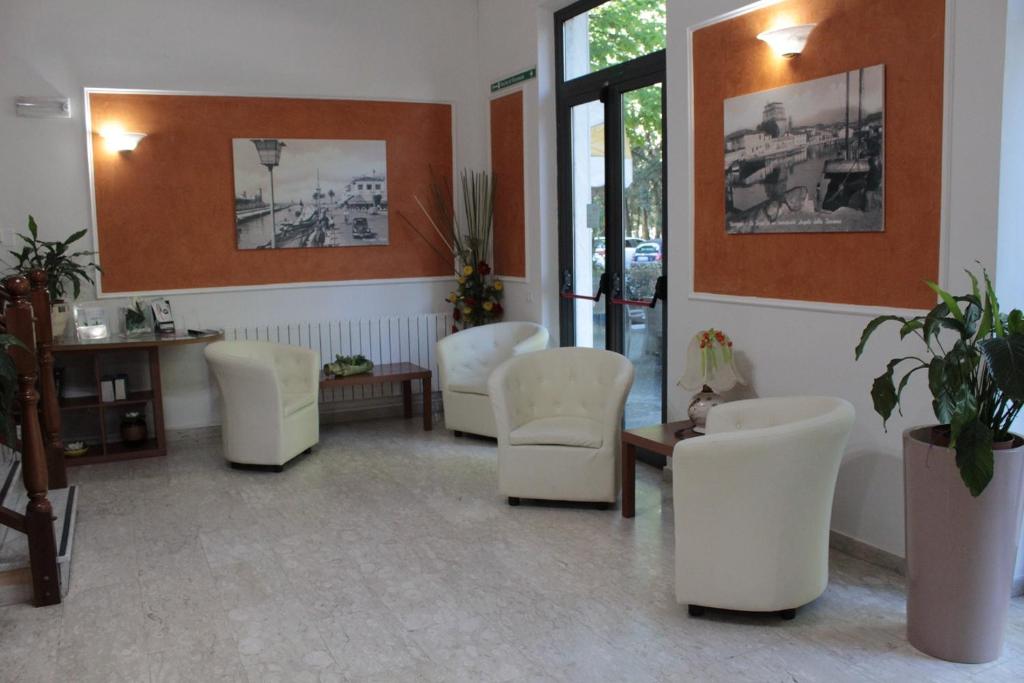 Posezení v ubytování Hotel Derna