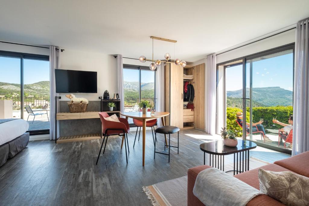 Hotel & Spa des Gorges du Verdon - Coquelicot Suite
