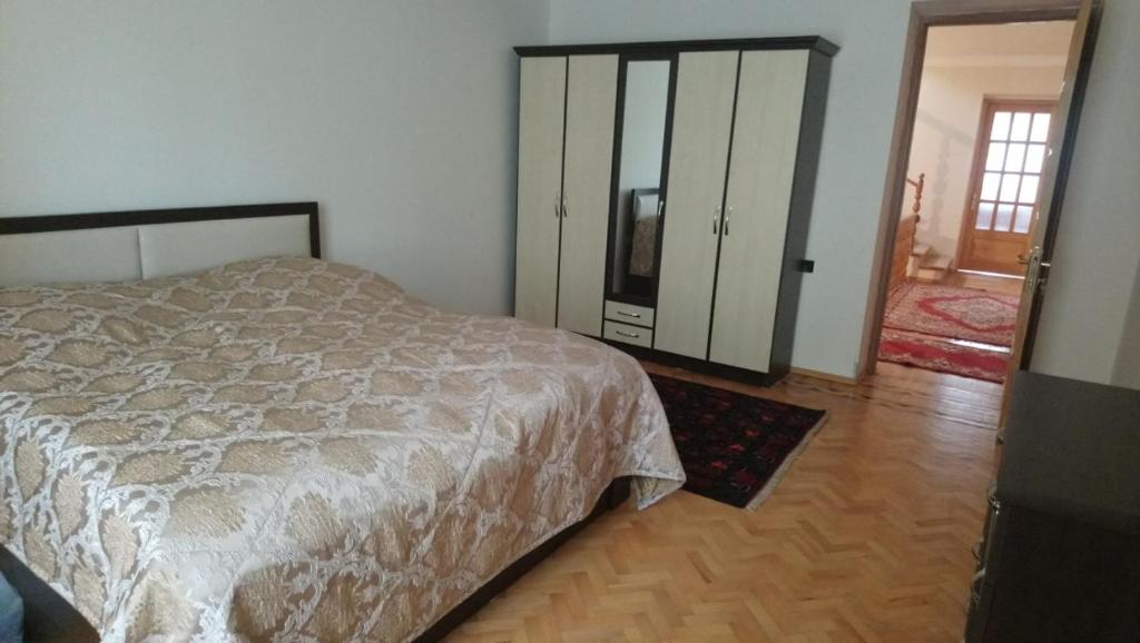 Postel nebo postele na pokoji v ubytování Luse Guest House
