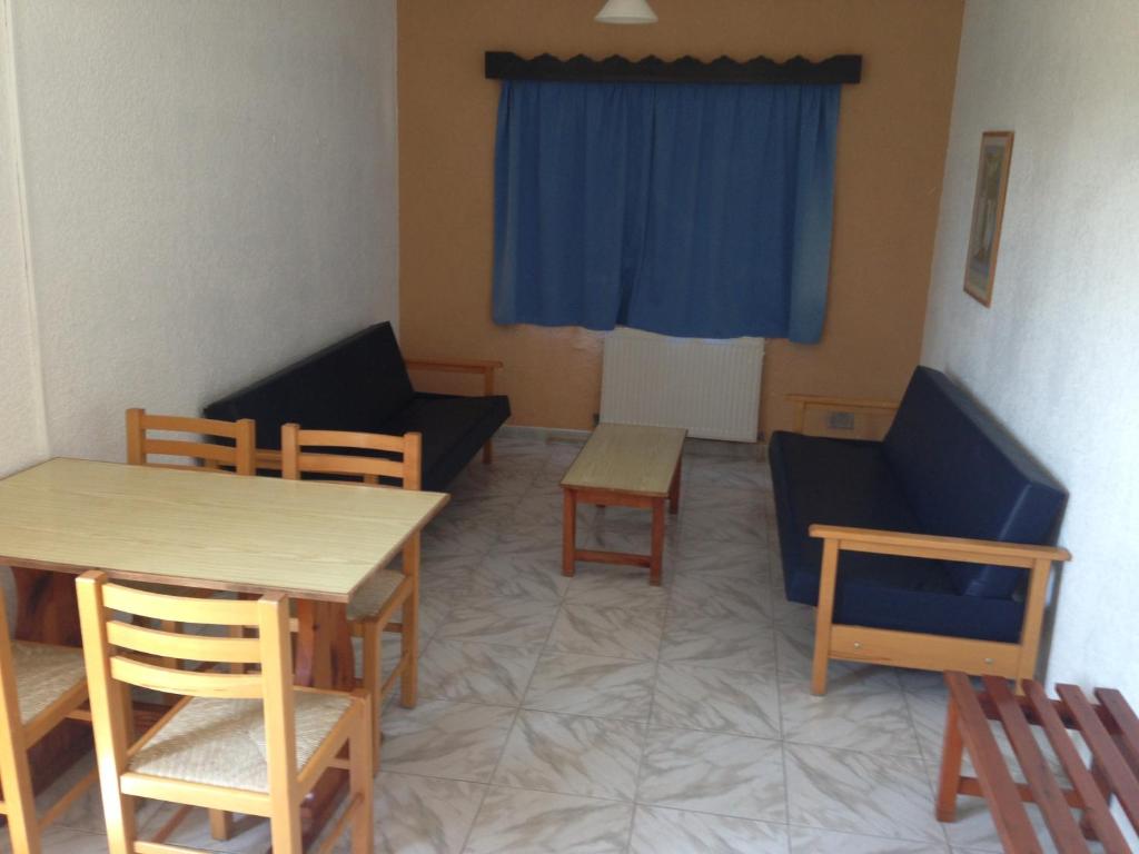 Carina Hotel Apartments - Appartamento Con Una Camera Da Letto