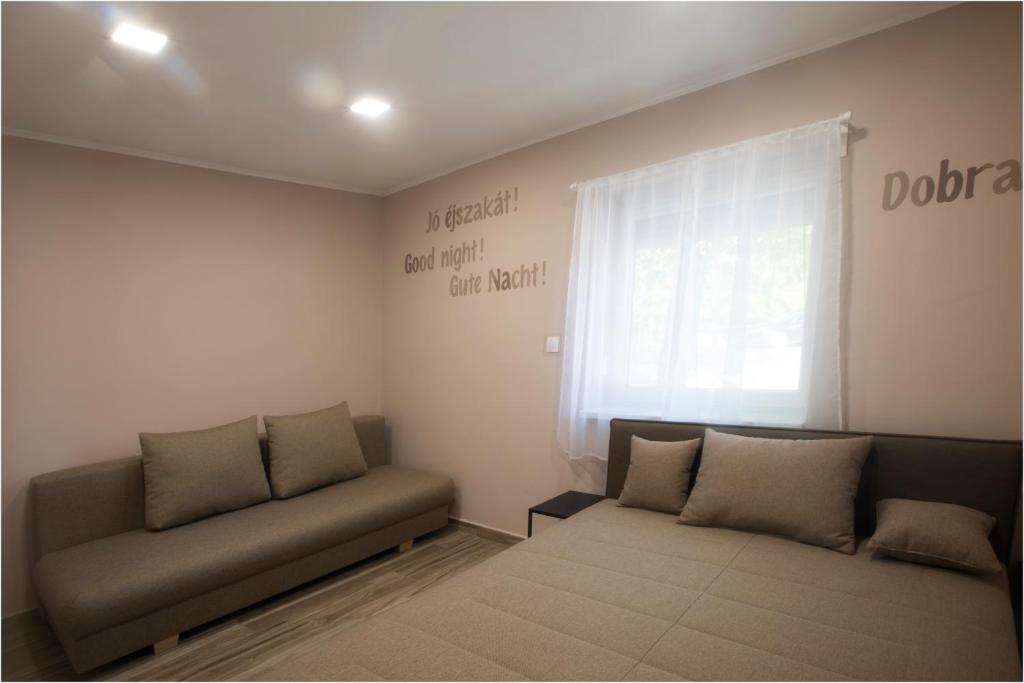 Posezení v ubytování Toszkána Apartmanház