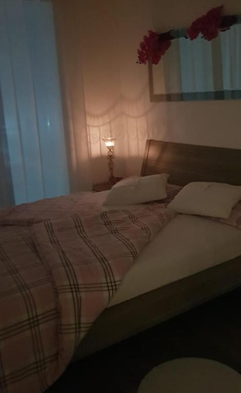 Postel nebo postele na pokoji v ubytování Ferienwohnung Ostseepalast