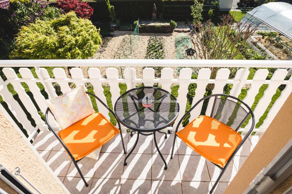 Balkón nebo terasa v ubytování B&B Mon Rêve, Petit déjeuner BIO, Jacuzzi
