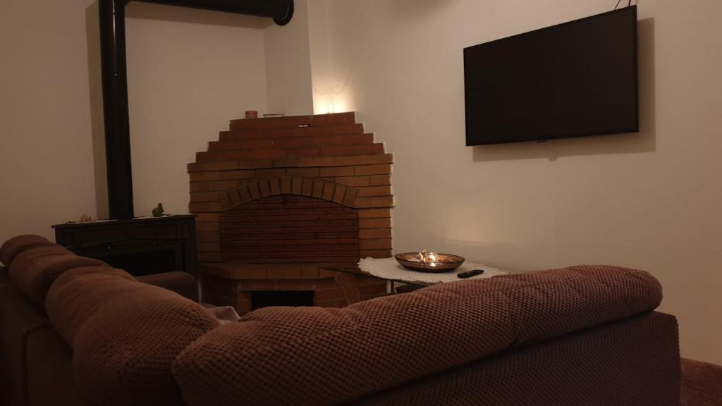 TV a/nebo společenská místnost v ubytování Apartman Biserka