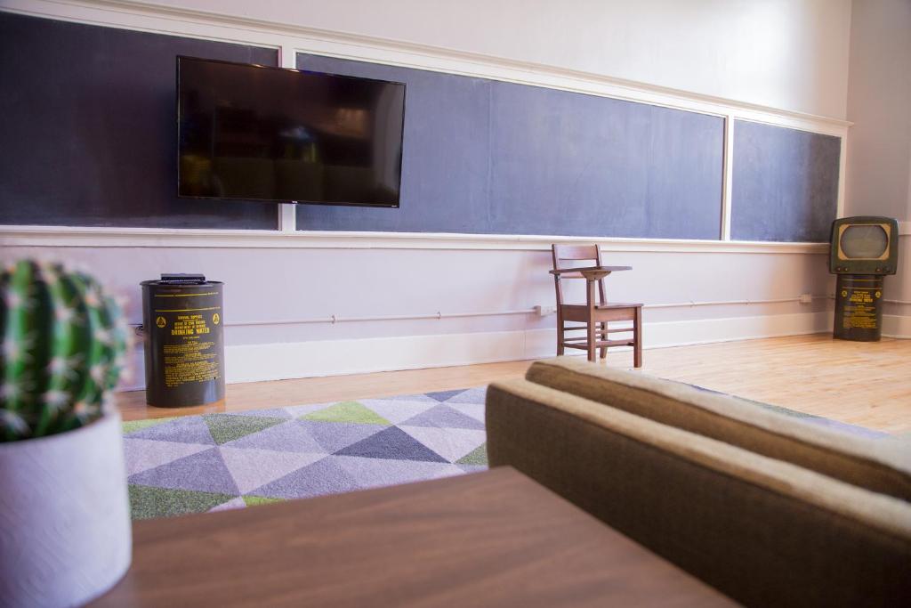 School 31 Lofts photo