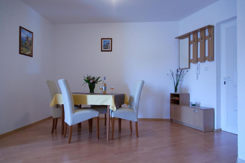Fotografie z fotogalerie ubytování Apartment Helga v destinaci Ližnjan