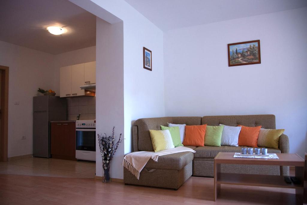 Kuchyň nebo kuchyňský kout v ubytování Apartment Helga