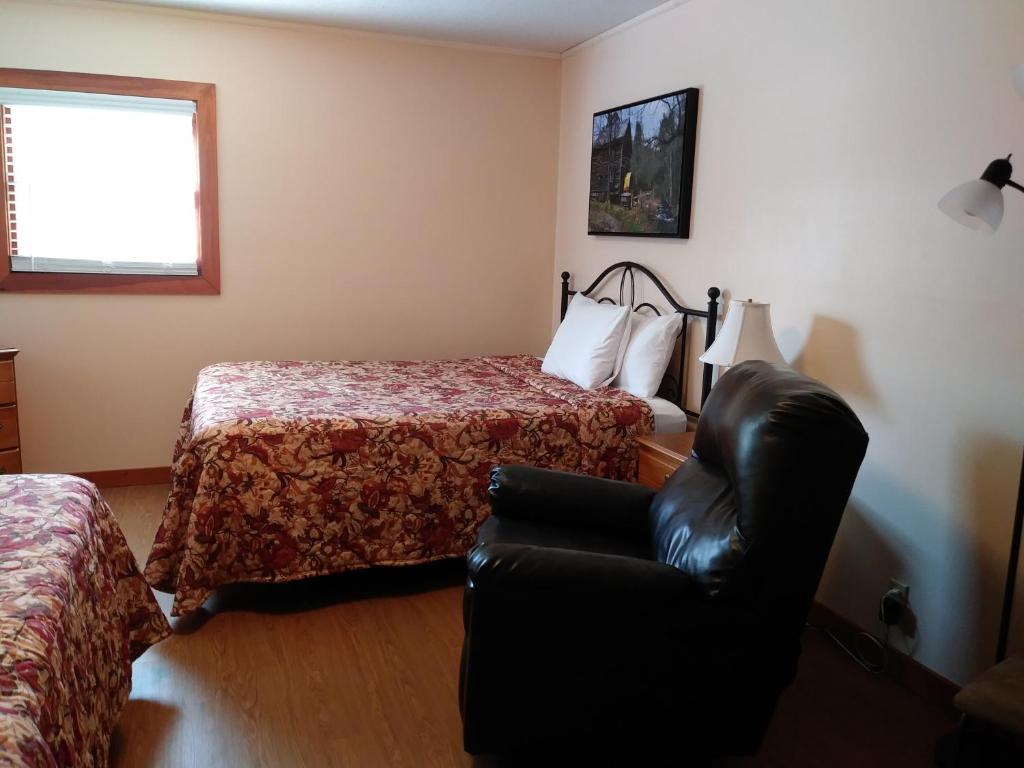Riverbend Lodging photo