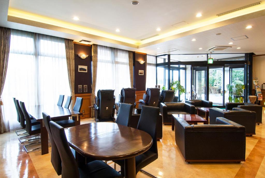 Posezení v ubytování TsukubaNoYu Urban Hotel