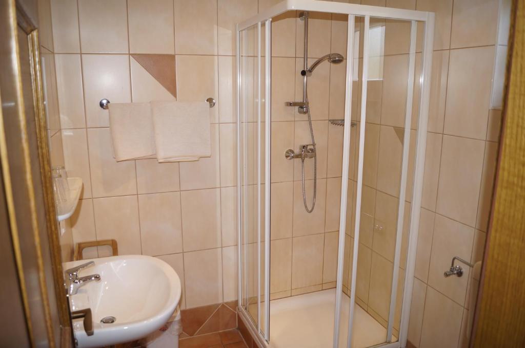Kúpeľňa v ubytovaní Pension DOBERNIG - CONTACTLESS CHECK IN/STAY