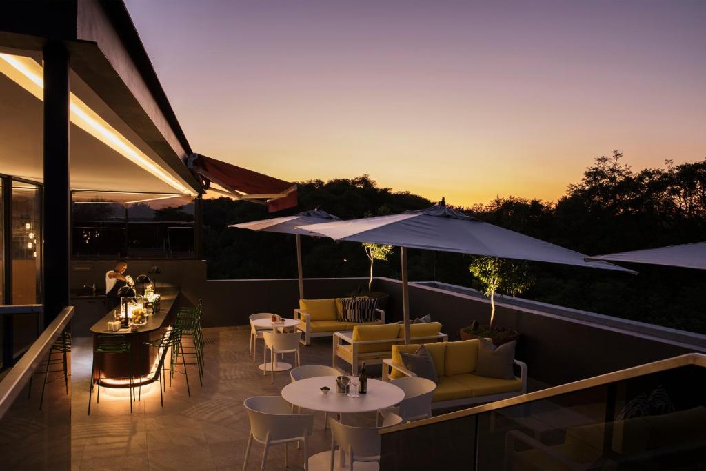 Gallery image of Home Suite Hotels Rosebank in Johannesburg