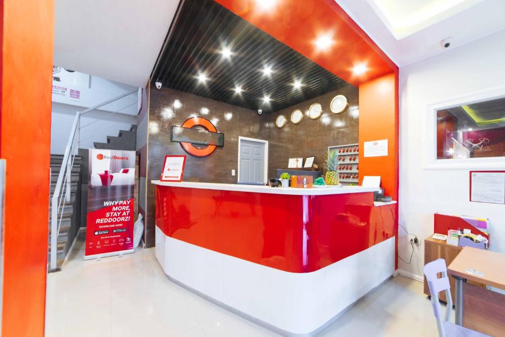 Fotografie z fotogalerie ubytování RedDoorz Plus near SM Lanang Davao v destinaci Davao