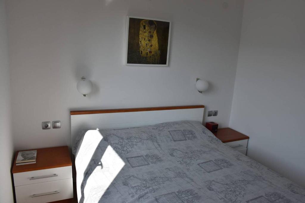 Posteľ alebo postele v izbe v ubytovaní BellaVista Jelsa 2+2