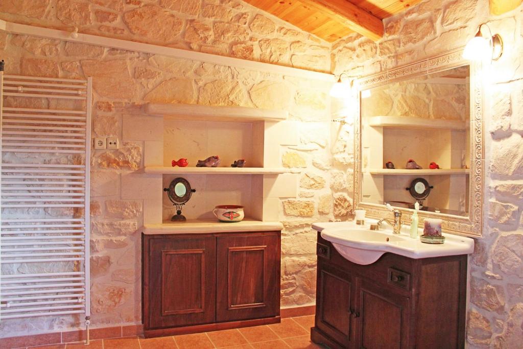 Kép The Vivian - Luxury Stone Villa szállásáról Ájosz Nikólaoszban a galériában