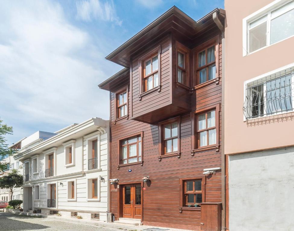 The building in which a szállodákat is located