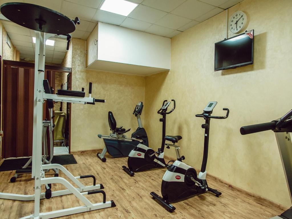 Fitness centrum a/nebo fitness zařízení v ubytování Sharjah Carlton Hotel