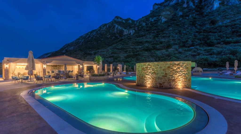 Bazén v ubytování Kyniska Palace Conference & Spa nebo v jeho okolí
