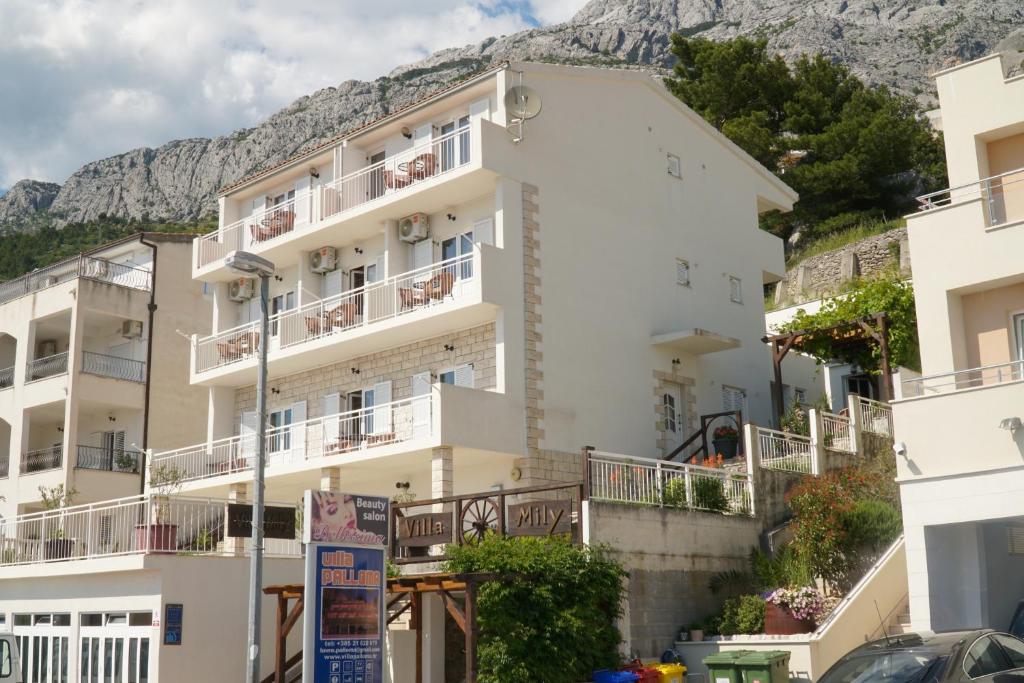 Booking.com: Villa Mily , Baška Voda, Hrvatska - 136 Recenzije gostiju .  Rezervirajte svoj smještaj već sada!