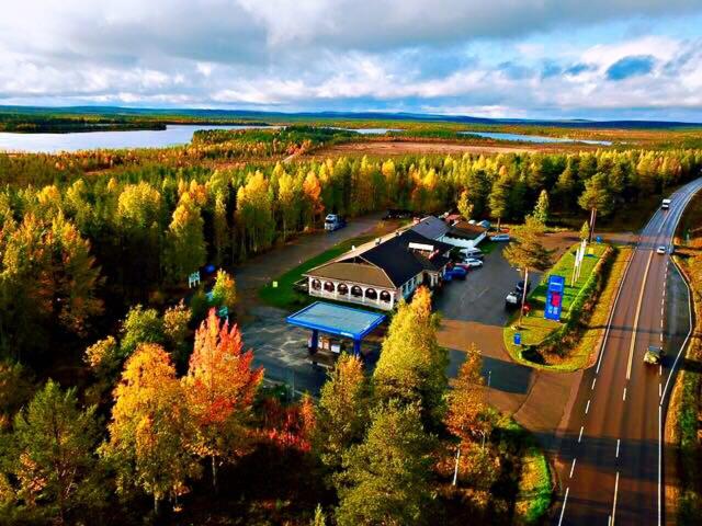 an aerial view of a building next to a road at Käyrämön Keidas in Tiainen