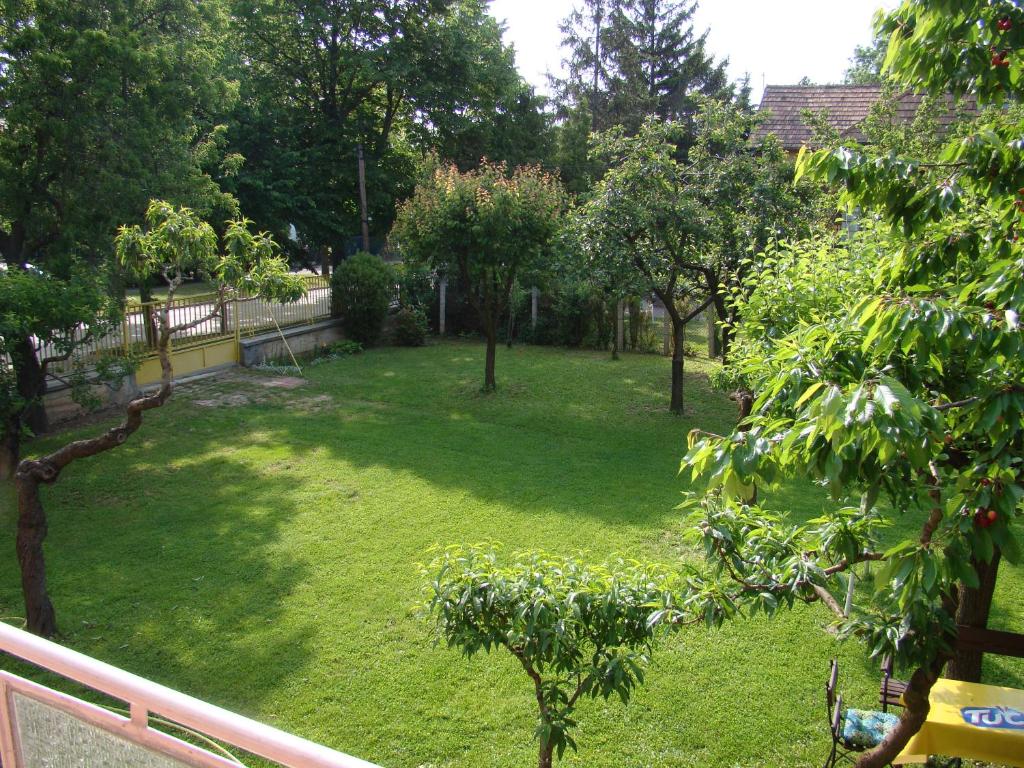Zahrada ubytování Székely Apartman