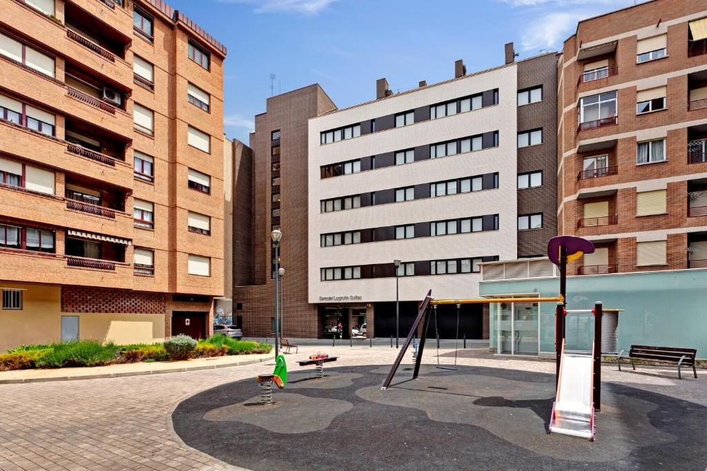 Sercotel Logroño Suites