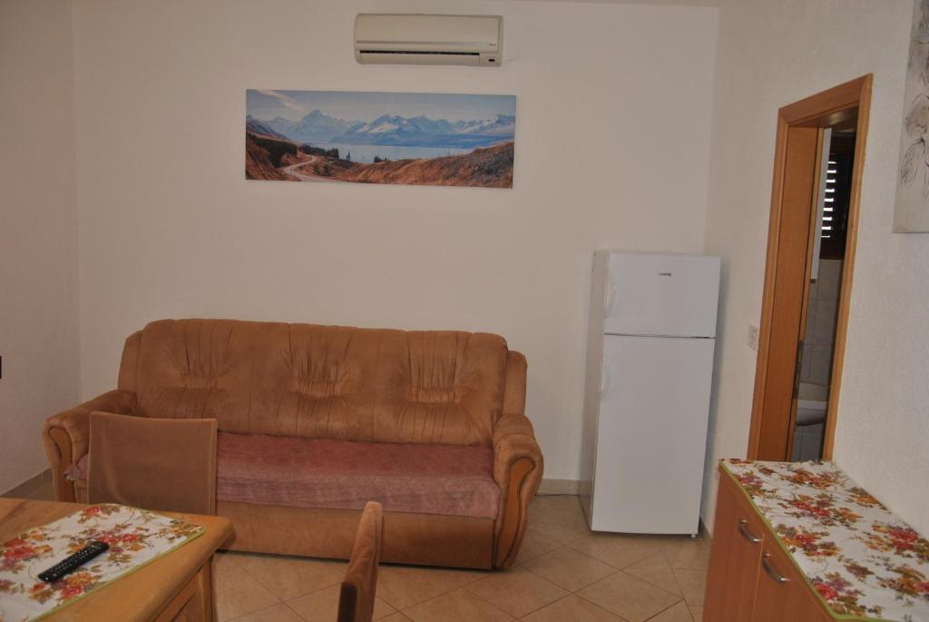 Posedenie v ubytovaní Apartments Villa Macola