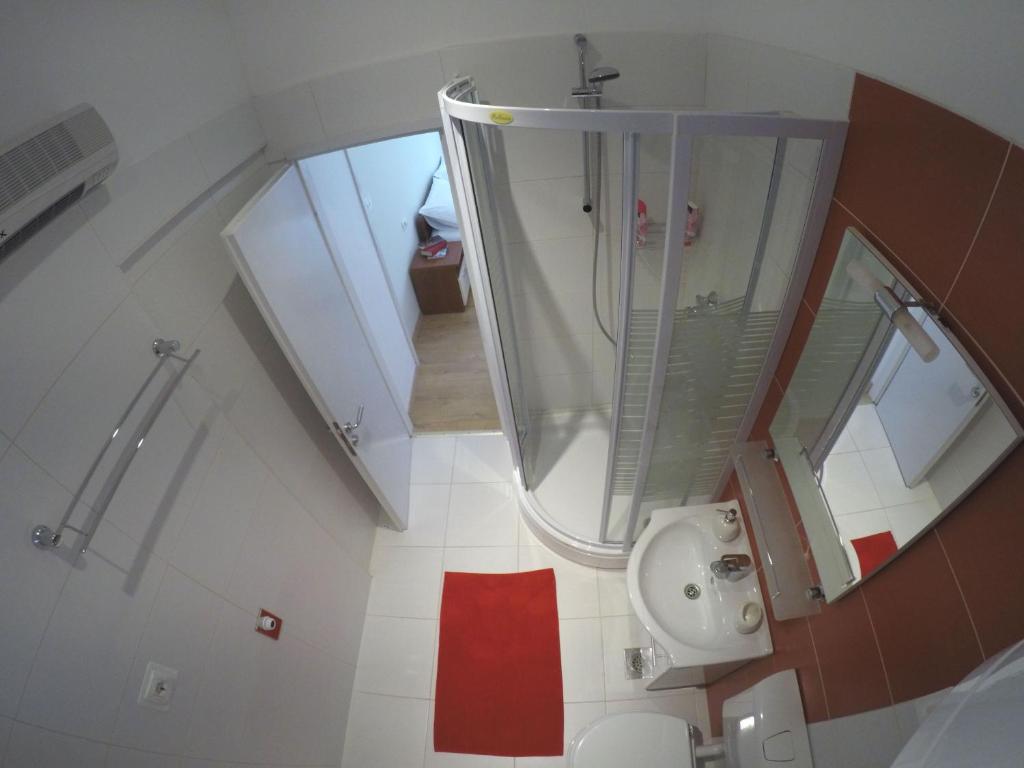 Łazienka w obiekcie Rooms Gero