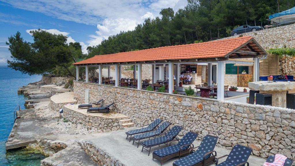 Příroda nedaleko aparthotelu