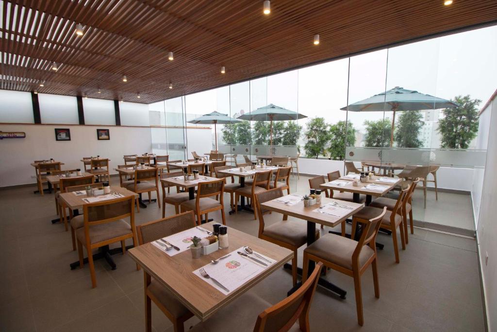 Tierra Viva Miraflores Centroにあるレストランまたは飲食店