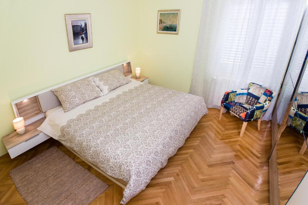 Posteľ alebo postele v izbe v ubytovaní Apartment Fortunella