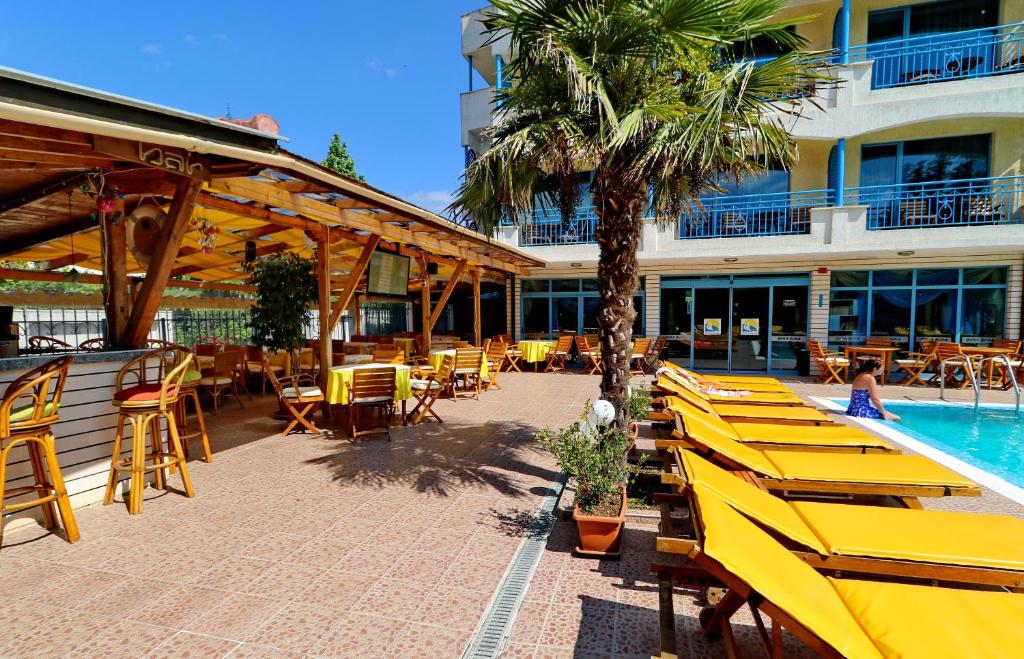 Bazén v ubytování Bora Bora Hotel nebo v jeho okolí