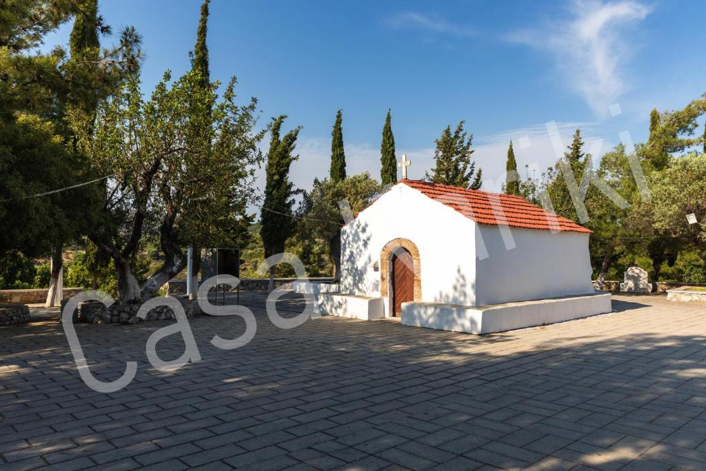 The building in which the holiday home is located