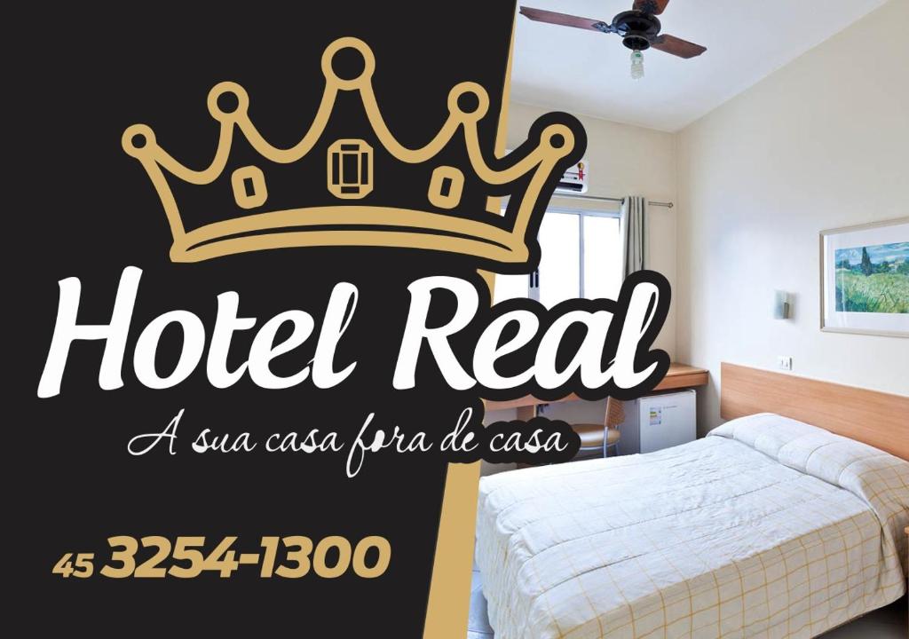 Postel nebo postele na pokoji v ubytování HOTEL REAL
