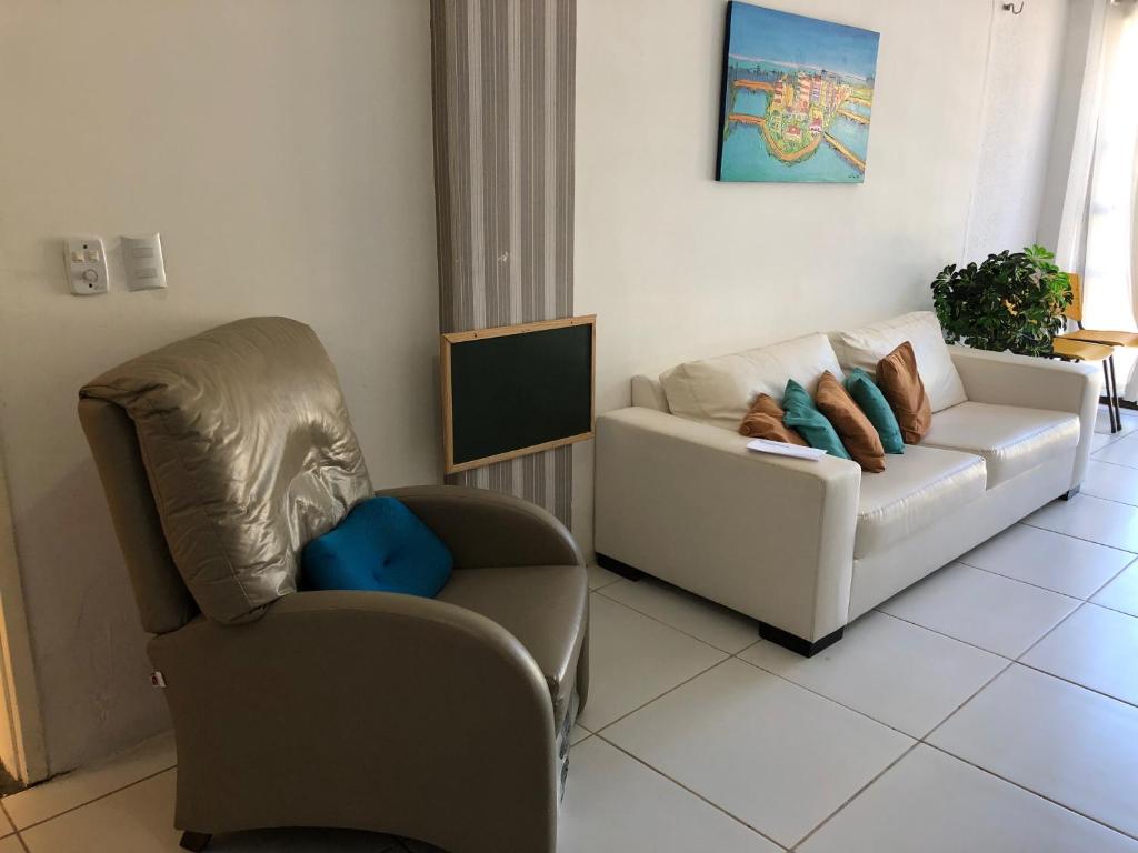  Condomínio com Apartamentos a Beira Mar