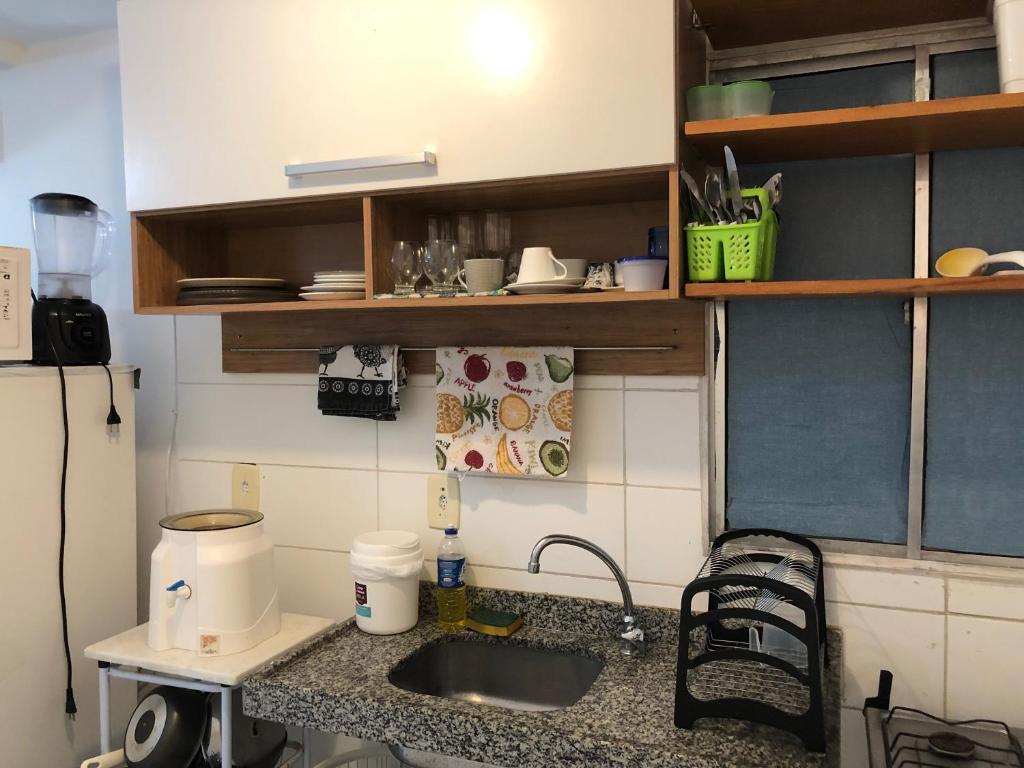  Condomínio com Apartamentos a Beira Mar