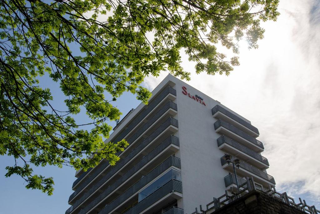 Budova, v ktorej sa apartmán nachádza