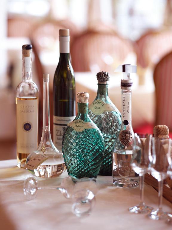 Nápoje v ubytování die Krone von Lech - Romantikhotel - Luxushotel in bester Lage