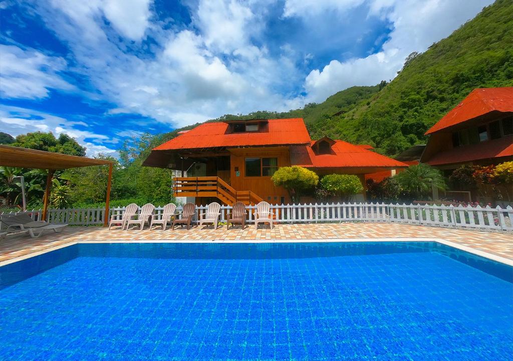 Swimmingpoolen hos eller tæt på Hotel Rio Grande Lodge