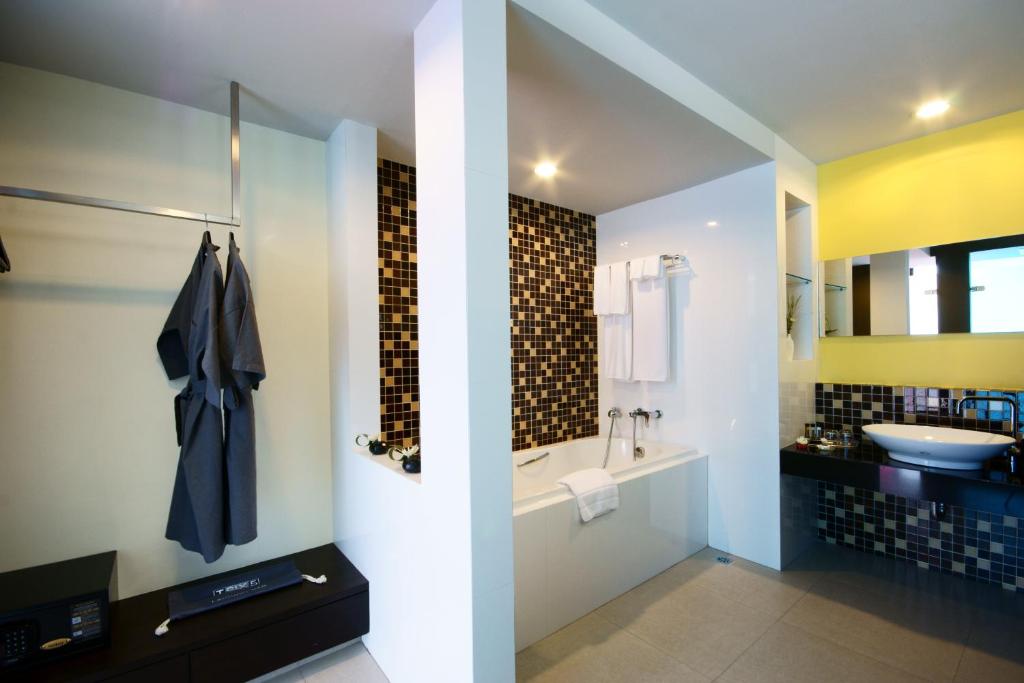 Tsix5 Hotel - Resim 39