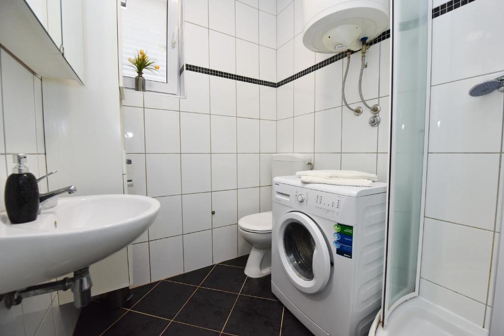 Koupelna v ubytování Brunchi apartment Novalja